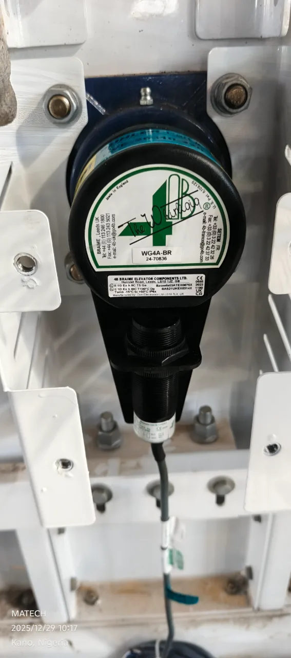Sensor