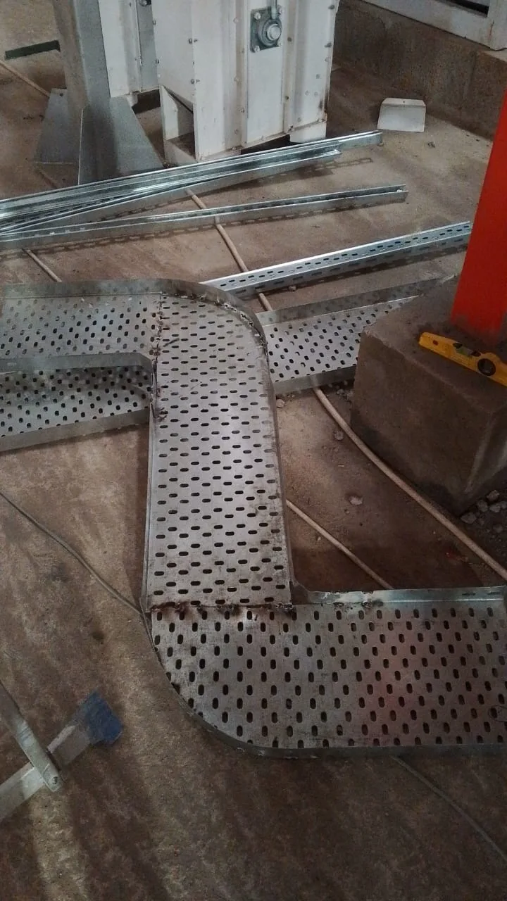 Cable tray bending